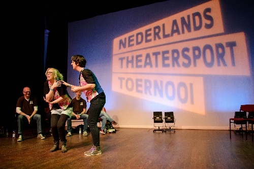 De Durskes vs. Bruin Tapijt 9